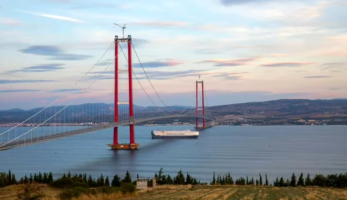 Gigantul de peste Dardanele. Cel mai lung pod suspendat din lume a redus timpul de traversare cu 93%