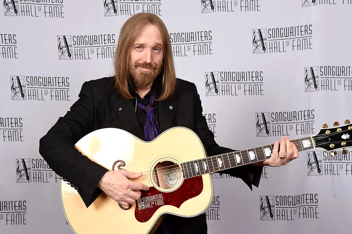 Songwriters Hall Of Fame 47th Annual Induction And Awards Backstage jpeg