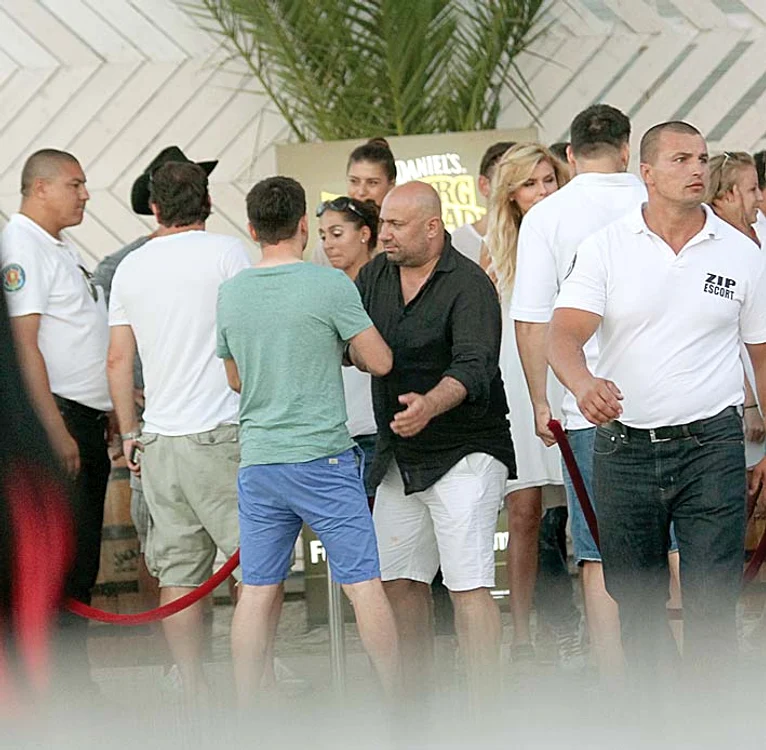 
    Iulie 2014. A fost să se distreze în  cluburi, pe LitoralFoto: Mihai Ionescu  