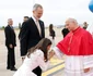 Regina Letizia și Regele Felipe la întâlnirea cu Papa Leon la aeroport. FOTO: Casa Regală spaniolă