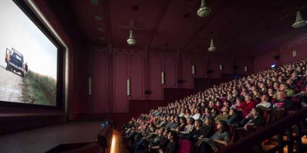 "Festivalul Internaţional de film Independent American"