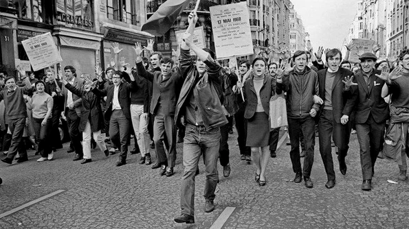 Paris, 1968  Studenții se revoltă jpeg