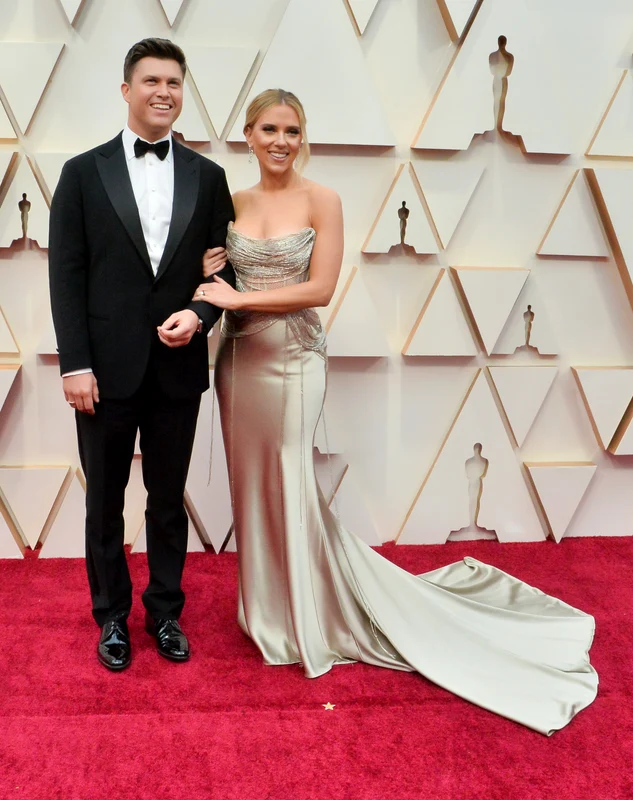 Scarlett Johansson alături de partenerul său jpeg