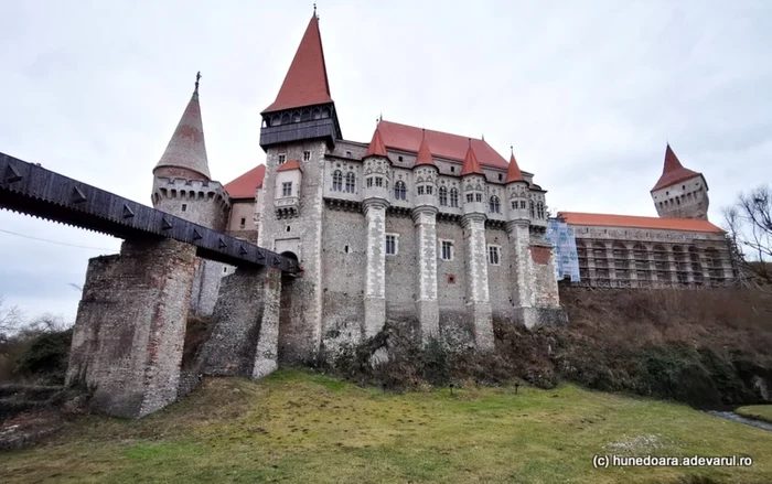 Castelul Corvinillor. Foto: Daniel Guţă. ADEVĂRATĂ