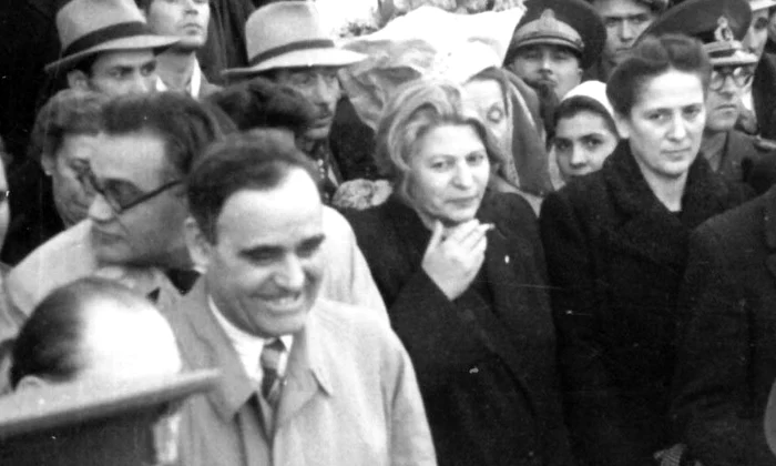 Gheorghe Gheorghiu-Dej și Ana Pauker (© „Fototeca online a comunismului românesc”, cota: 199/1946)