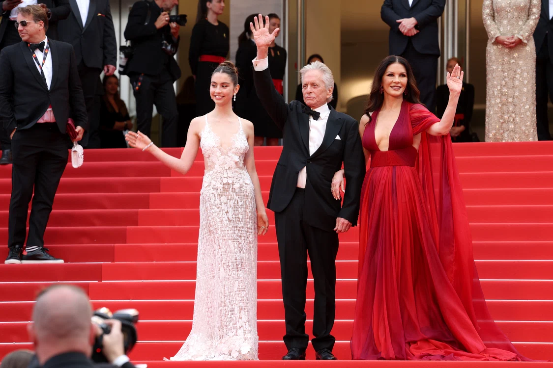 Michael Douglas Zeta Jones GettyImages 1490705108 jpg