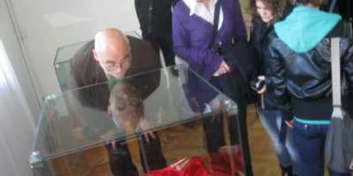 Zeci de elevi au vizitat cele 400 de exponate de la Muzeul Judetean