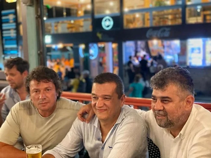 Marcel Ciolacu, Sorin Grindeanu şi Daniel Gheorghe Georgescu, primarul comunei Limanufoto: Facebook