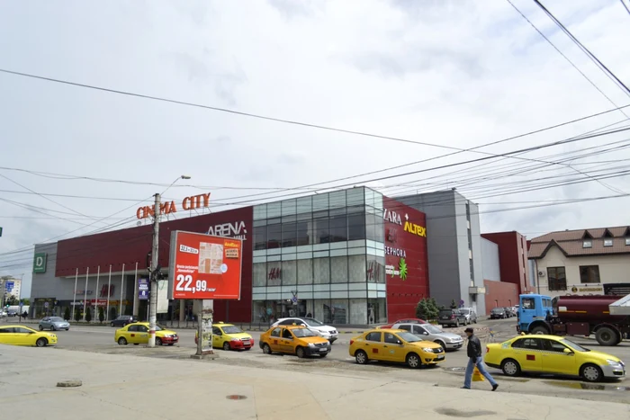 În locul fabricii Partizanul a fost ridicat Arena Mall FOTO Mircea Merticariu