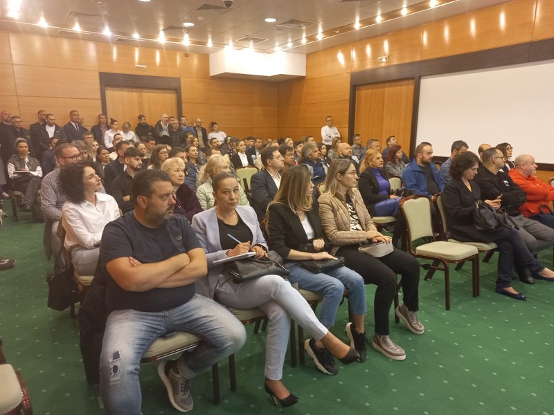 Drepturile clienților în mini-vacanța de 1 Mai și Paște. Protecția Consumatorilor, campanie masivă de controale
