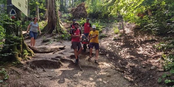Femeie accidentat pe traseul spre cascada urlătoarea
