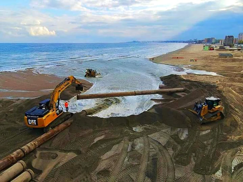 Utilajele lucrează fără a ține cont de starea vremii