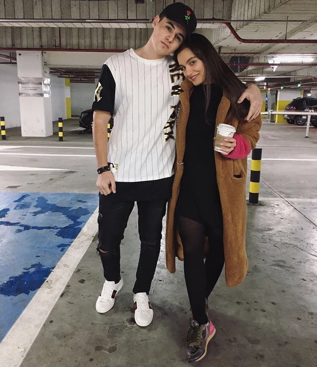 Alexia Eram (19 ani) şi Mario Fresh (20 de ani) fac o echipă pe cinste