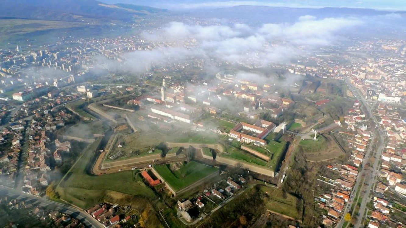 Cetatea Alba văzută din avion 