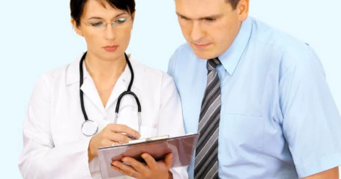 Bărbaţii pot dezvolta candidoză fără niciun simptom şi, de aceea, mulţi dintre ei nu ştiu că sunt infectaţi