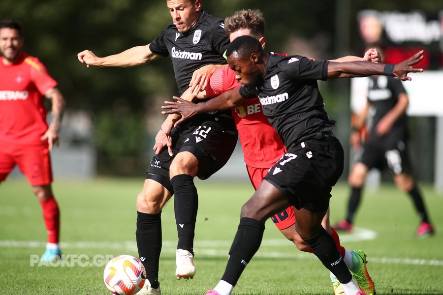 Remiză în meciul FCSB-PAOK. La pauză românii erau în avantaj