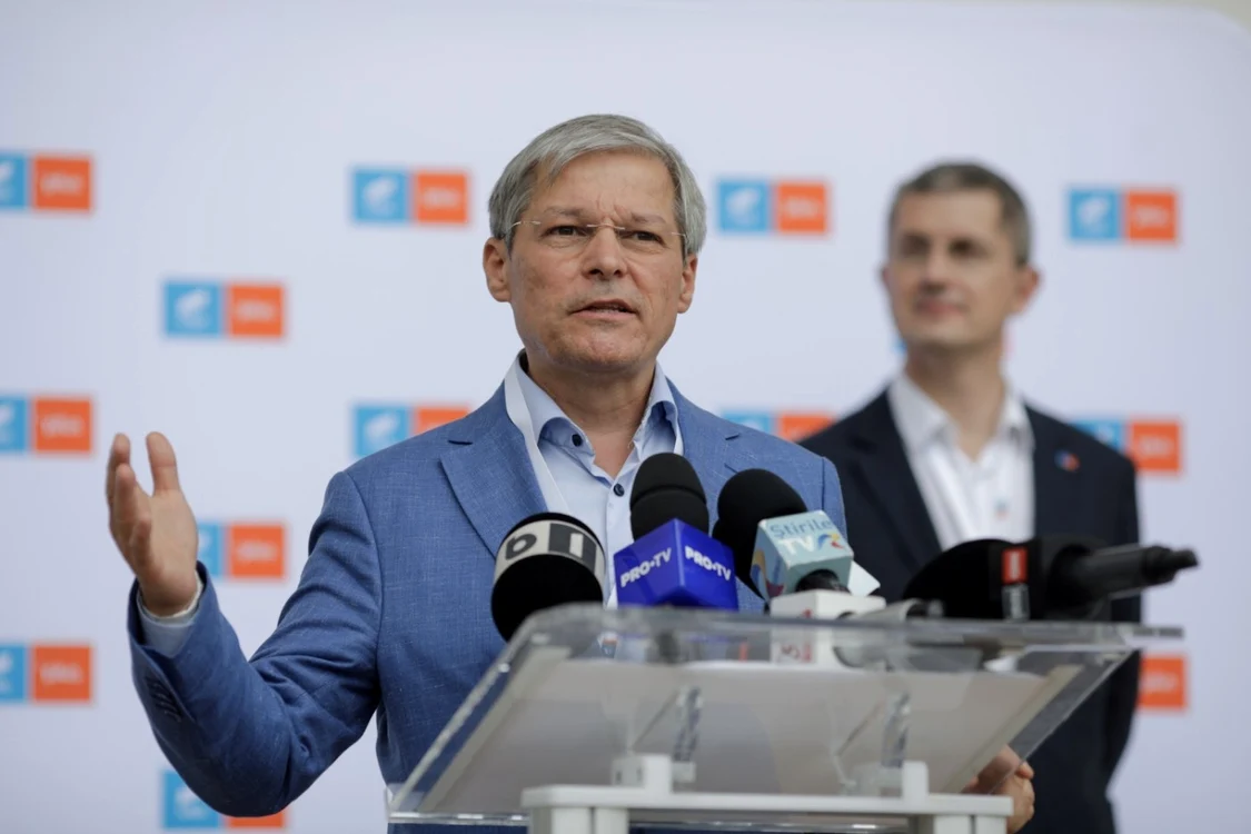 Comitet politic USRPlus,  Dacian Cioloş, Dan Barna FOTO Inquam Photos / George Călin