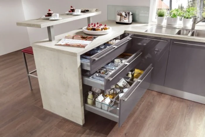 7 greșeli de organizare care îți țin casa într-un permanent haos și cum să le eviți