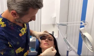 Francisca, alias Kim Kardashian de România, a făcut un tratament pe care starleta americană cu care este comparată solista îl face de ceva timp jpeg