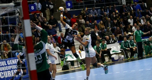 Handbal feminin CSM Bucureşti - Gyor FOTO David Muntean