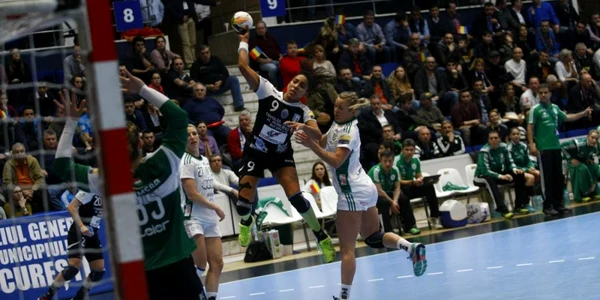 Handbal feminin CSM Bucureşti - Gyor FOTO David Muntean