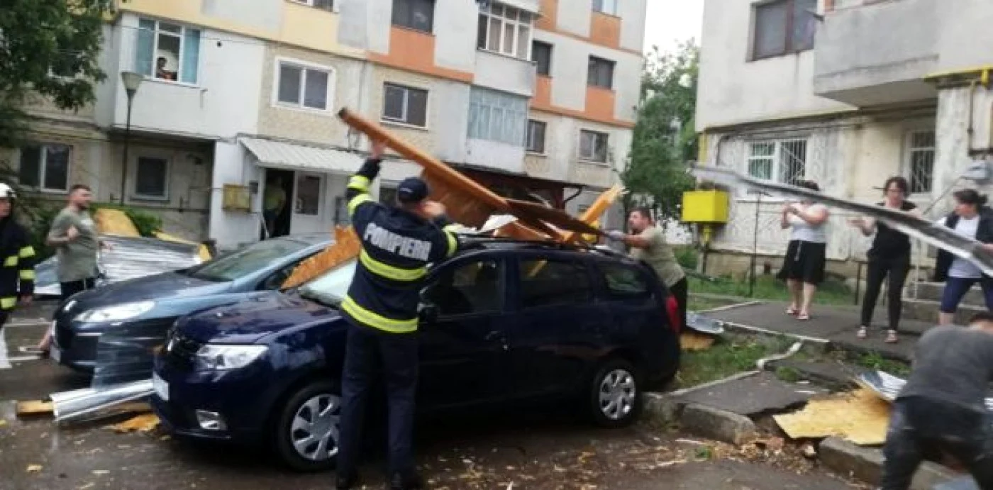 Furtuna a făcut ravagii la Botoşani FOTO botosaneanul.ro