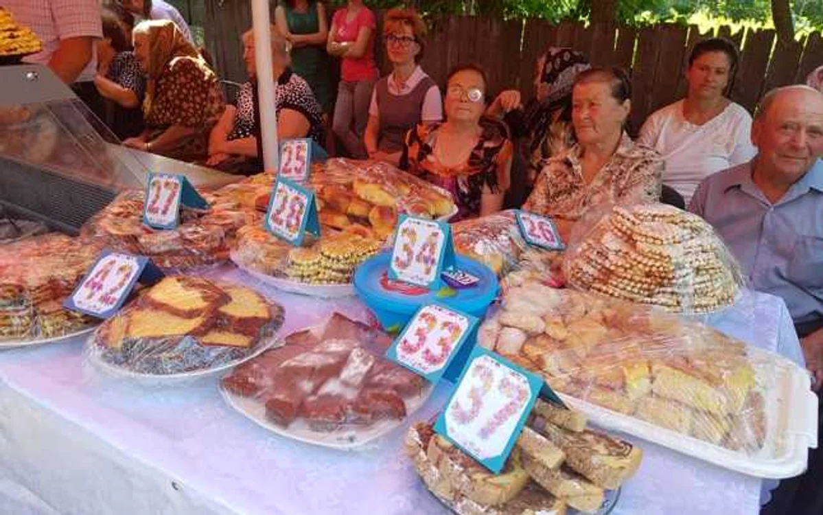 Festivalul Dulciurilor în satul gălăţean Moscu FOTO Laurenţiu Gîdei