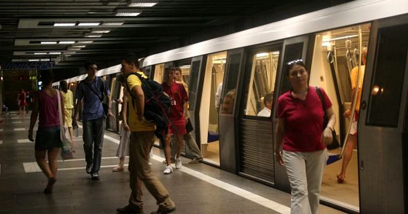 Bucureştiul este singurul oraş din România în care există metrou. Foto: Adevărul