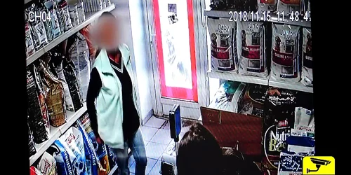 5bf26e84df52022f7599a465 jpg