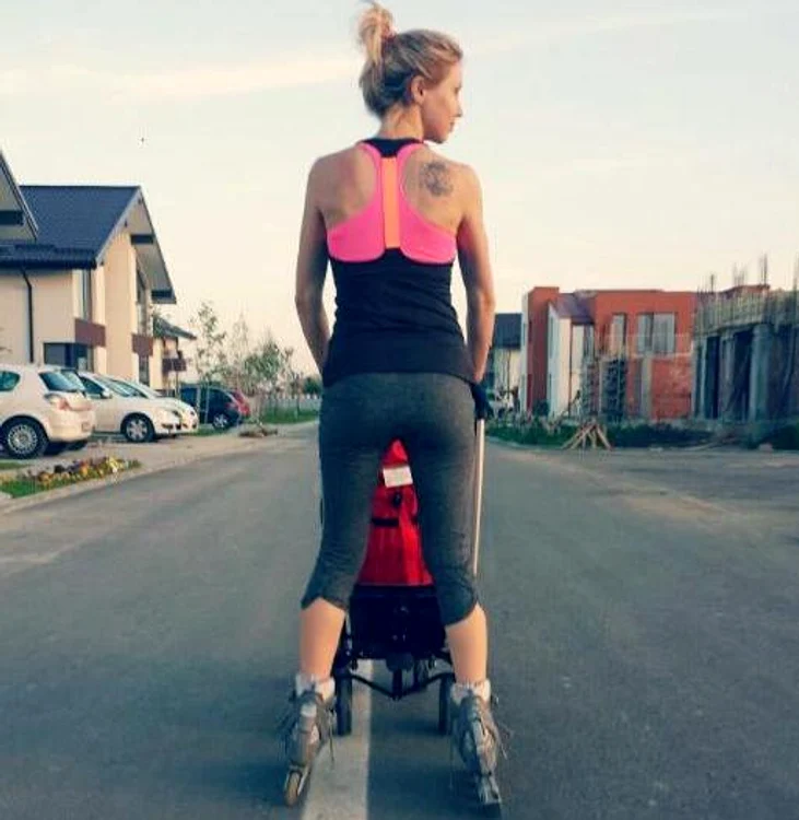 
    Ioana îmbină utilul cu plăcutul  