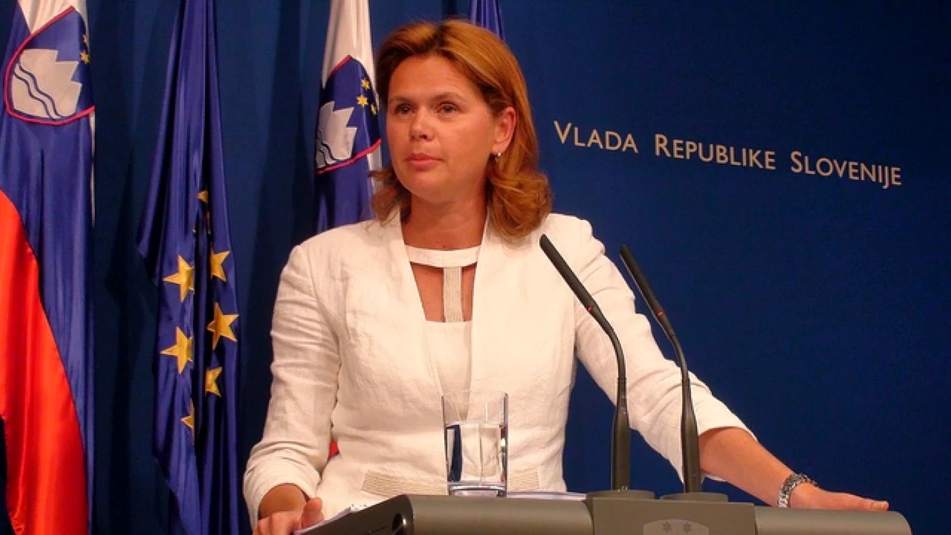 Alenka Bratusek, prima femeie care ocupă postul de prim ministru în Slovenia