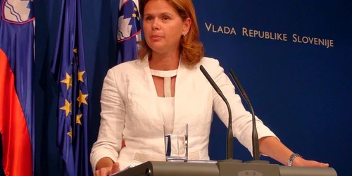 Alenka Bratusek ar putea fi prima femeie care ocupă postul de premier al Sloveniei FOTO http