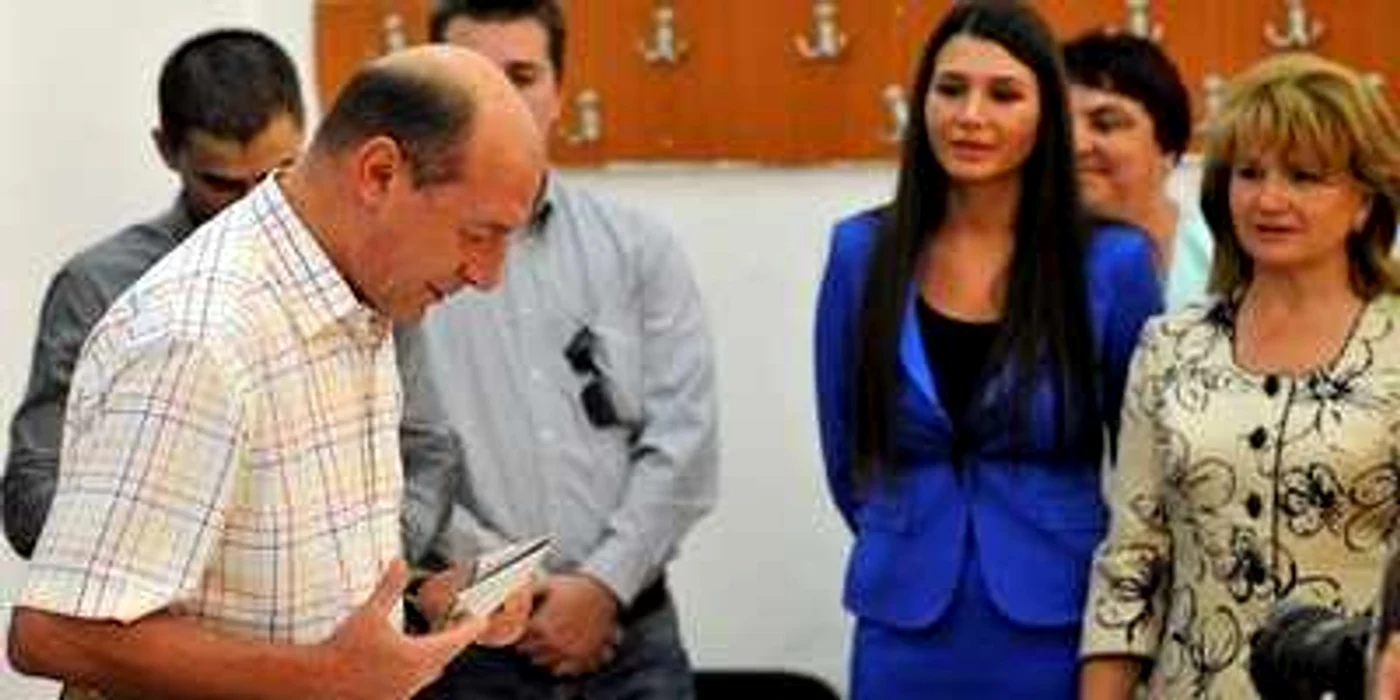 Băsescu: Eu voi fi printre cei care merg la vot duminică        FOTO:MediaFax