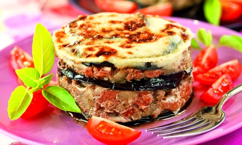 musaca de vinete si carne de vita jpeg