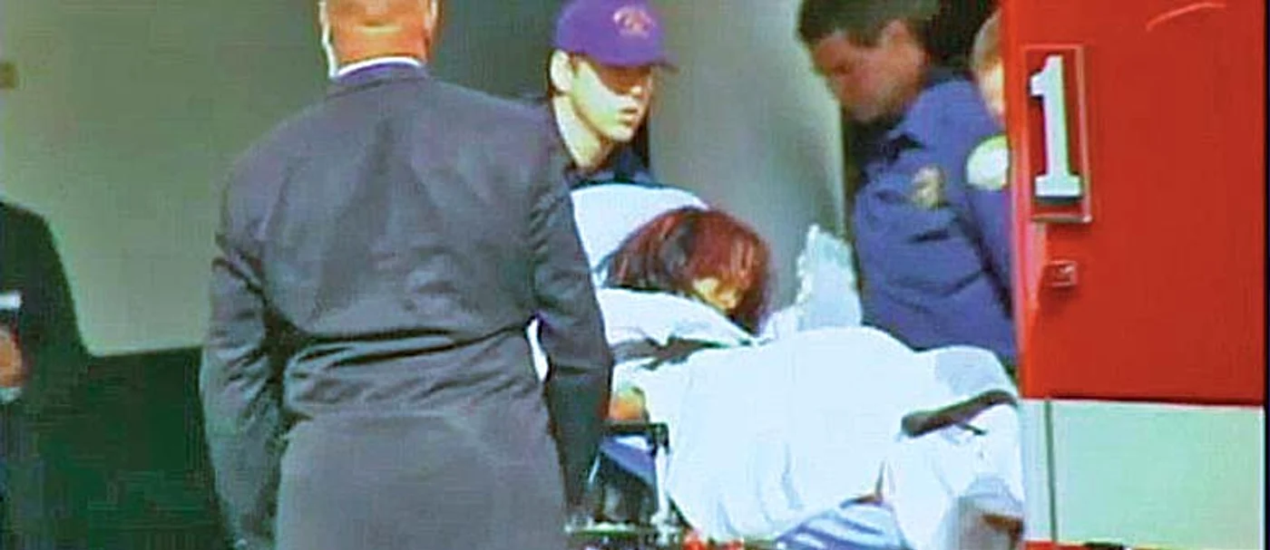 Bobbi Kristina Brown, de 21  de ani, a fost găsită fără semne  vitale în baie, la fel ca mama ei