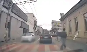 GIF manevra pe zebra in cluj