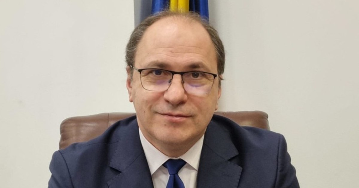 Ministrul Educației pune rezultatele slabe la simulări pe umerii părinților. Director: "Din viața copilului lipsește părintele, plecat în străinătate, la muncă"