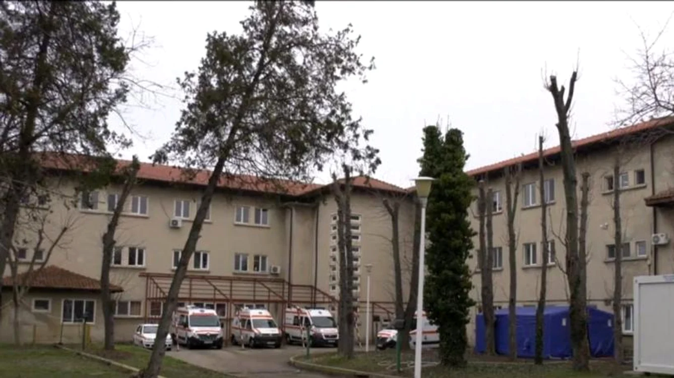 
    Clădirea care adăpostește acum Spitalul de Pediatrie MangaliaFoto: antena3.ro  