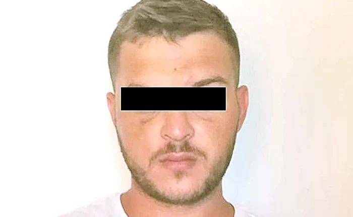 Nu se lasă până nu ajunge la pușcărie