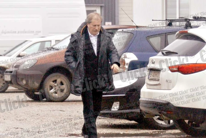 Zâmbitor şi relaxat. Aşa arată acum Dan Bittman, la scurt timp după ce tratamentul pentru voce a dat rezultate(Fotografii: Mihai Ionescu)