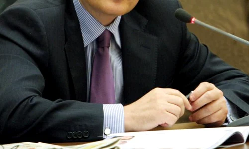 Cînd finanţa perverteşte piaţa şi corodează democraţia jpeg