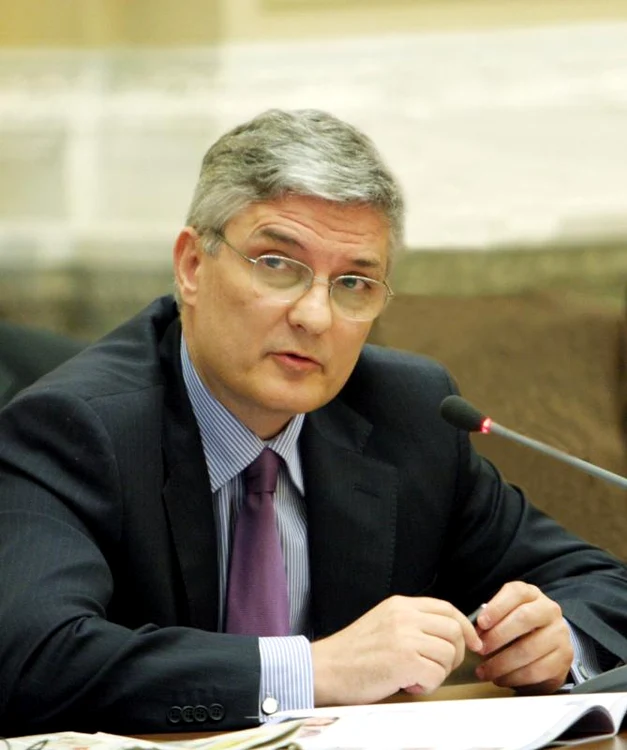 Cînd finanţa perverteşte piaţa şi corodează democraţia jpeg