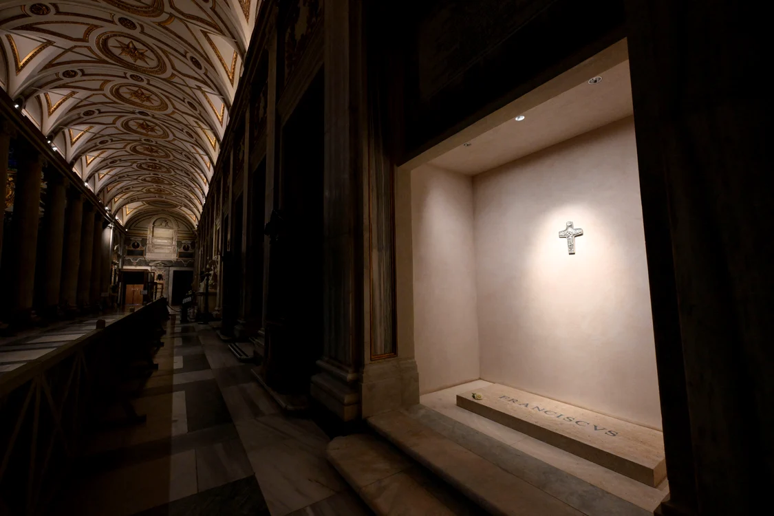 Papa Francisc a fost înmormântat la biserica Santa Maria Maggiore  FOTO: X