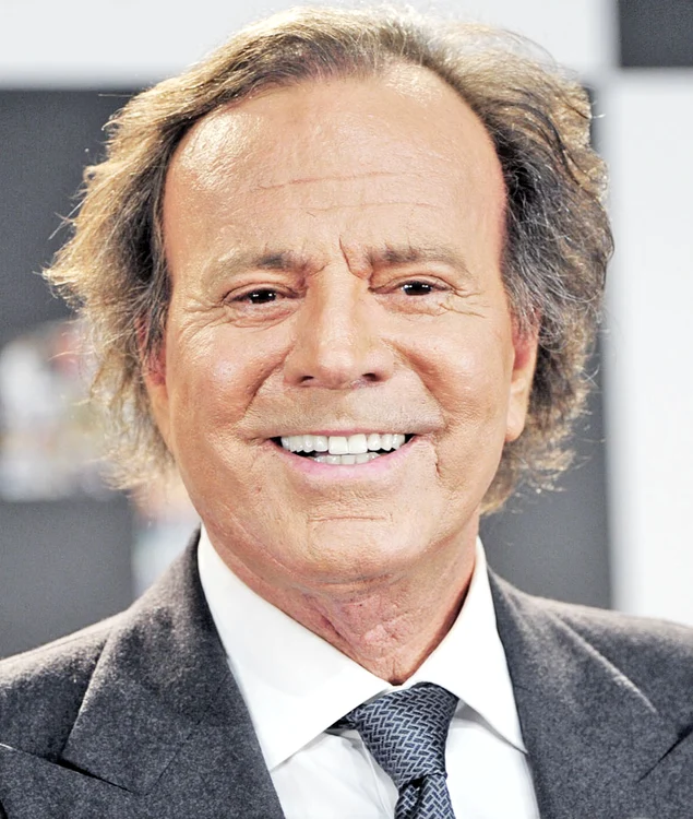 
    Julio Iglesias  