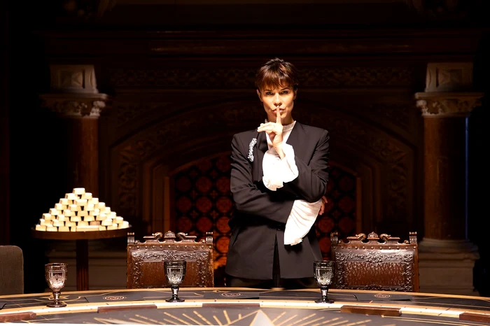 Ana Ularu e game master în Trădătorii foto: Pro TV