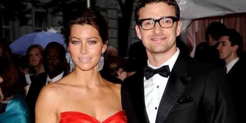 Justin Timberlake şi Jessica Biel 