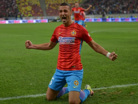 Marko Momcilovic de la FCSB se bucură dupa inscrierea unui gol in timpul meciului de fotbal contra echipei Dinamo Bucuresti etapa a XII-a a Ligii 1 Betano disputat pe Arena Nationala din Bucureşti FOTO Sportpictures_eu / Razvan Pasarica