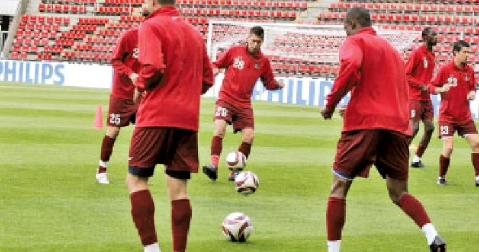 Jucătorii de la CFR Cluj, Izolaţi în hotel