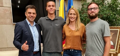 Novak i-a așteptat pe David și pe Camelia Potec la aeroport. Foto: Facebook Eduard Novak