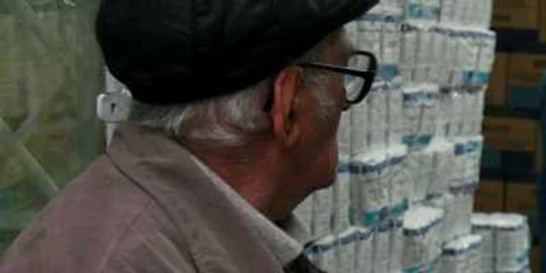 Părul alb, pensia mică şi foamea nu sunt considerate circumstanţe atenuante aşa că "hoţul" ar putea ajunge după gratii